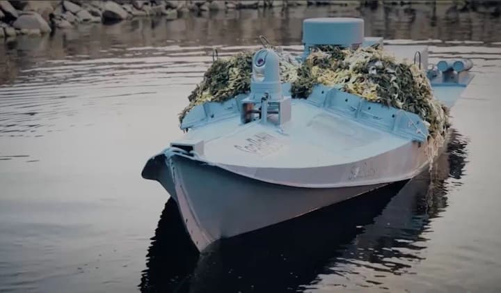 Zelenskyy shows video of Ukrainian defense developments for sea, land and air