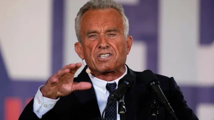 Кеннеді-молодший розглядає можливість об'єднатися з Трампом