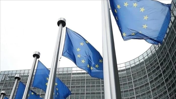 EU calls on Lukashenka to release over 1300 political prisoners in Belarus