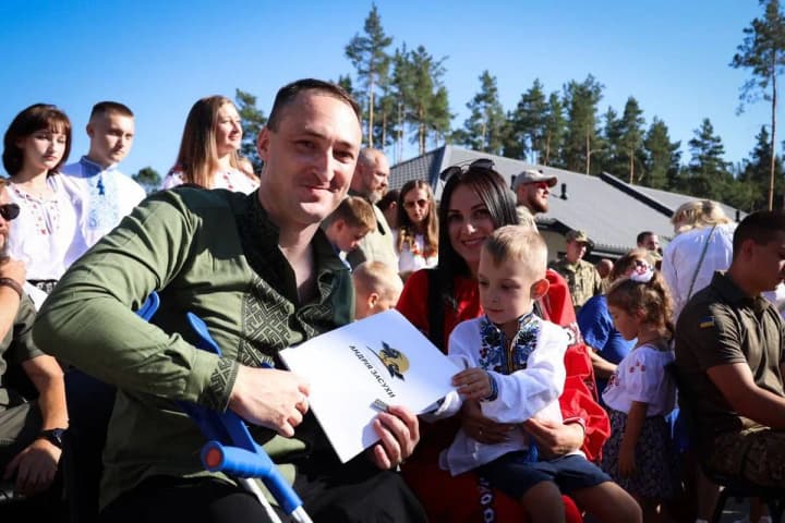 First inclusive town for veterans built in Kyiv region: how many military have already received keys