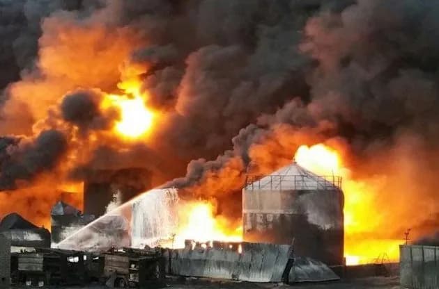 A new explosion occurs at an oil depot in the rostov region of russia