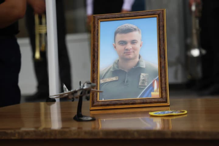 Ukrainian pilot Oleksiy Mes killed in F-16 fighter jet crash - media