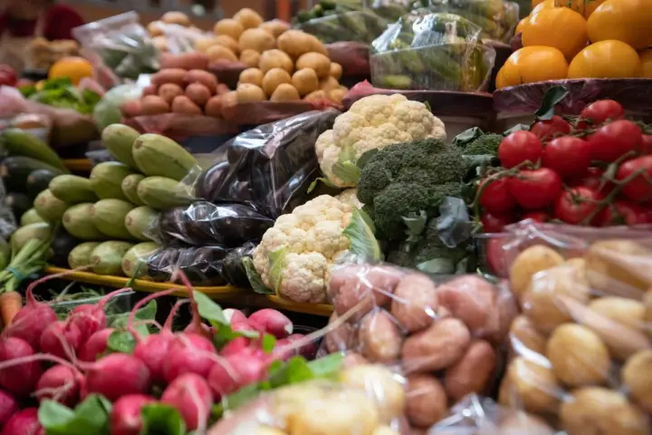 Ціни на продукти восени та взимку можуть зрости на 10-15% - експерт