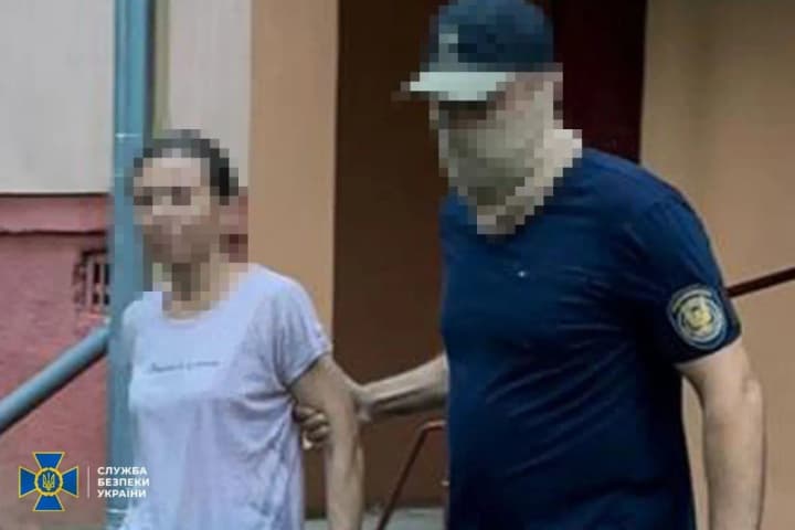 
Намагалася підготувати ракетний удар по Миколаєву "в обхід" ППО: затримано інформаторку російського гру
