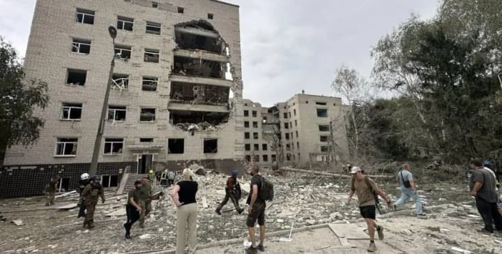 Удар рф по Полтаве: количество погибших возросло до 49, под завалами могут быть еще 18 человек