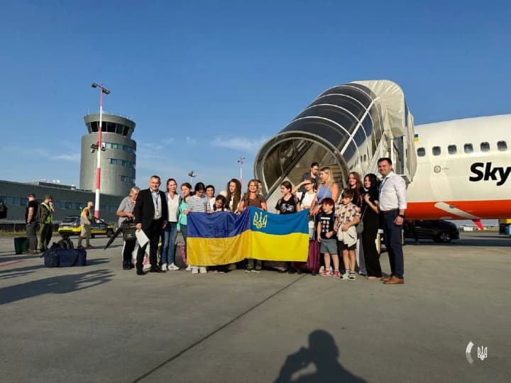 З Лівану успішно евакуювали ще одну групу з 25 українців – МЗС 