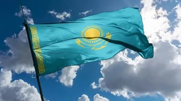 Громадян Казахстану закликали залишити Україну через зростаючу напруженість