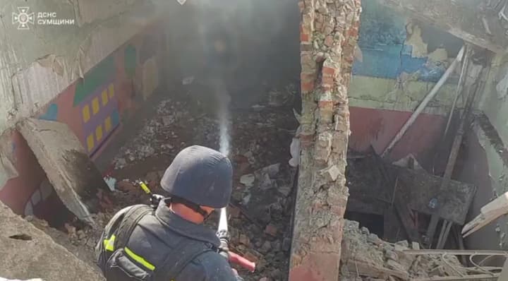 Війська рф обстріляли заклад освіти на Сумщині