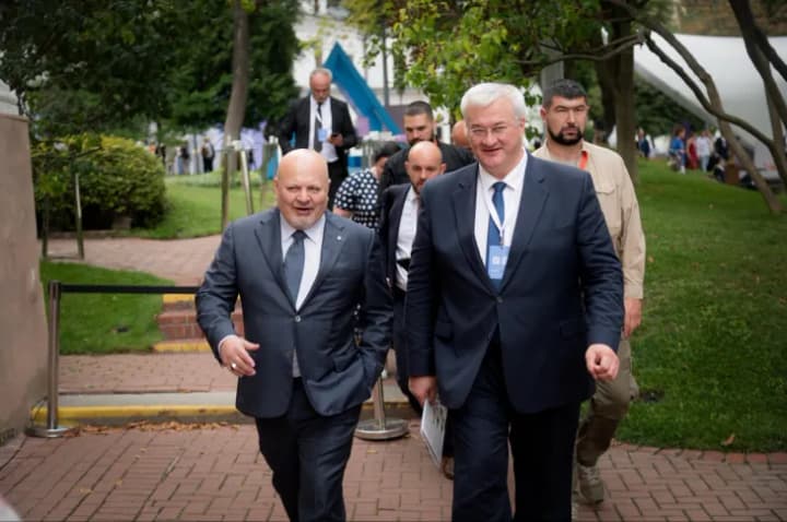 “We expect more warrants": Foreign Minister meets with International Criminal Court Prosecutor Khan