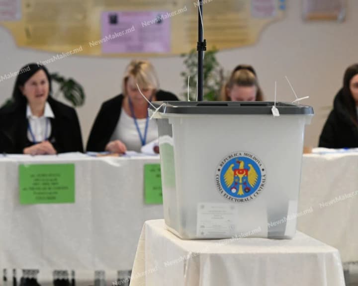 В Молдове уже зафиксировали почти 200 нарушений во время второго тура выборов президента