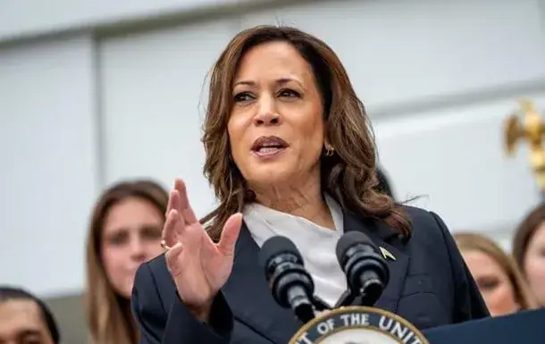 Камала Гарріс достроково проголосувала на виборах президента США