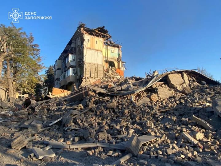 Consequences of Russian air strikes on Zaporizhzhia: the number of victims is growing