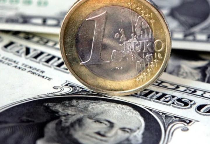 Курс валют на 11 листопада: НБУ підвищив курс гривні