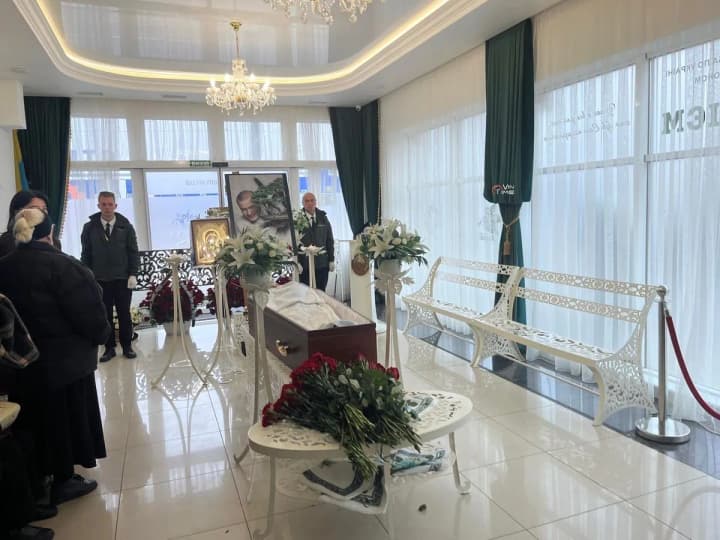 У Вінниці попрощались з боксером Вʼячеславом Узелковим