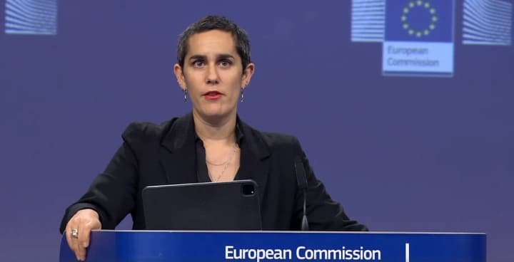 ЕС может выплатить Украине 4,1 млрд евро до конца года - Еврокомиссия