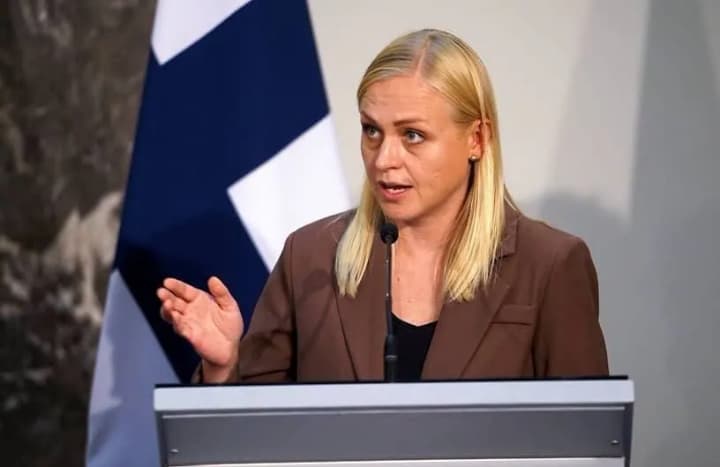 Finnish Foreign Minister urges not to call Putin anymore