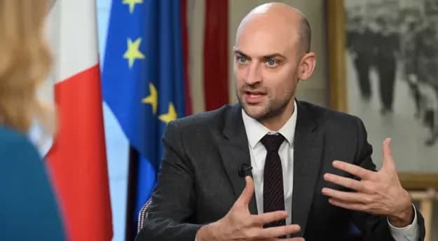 Немає "червоних ліній" у підтримці України - глава МЗС Франції