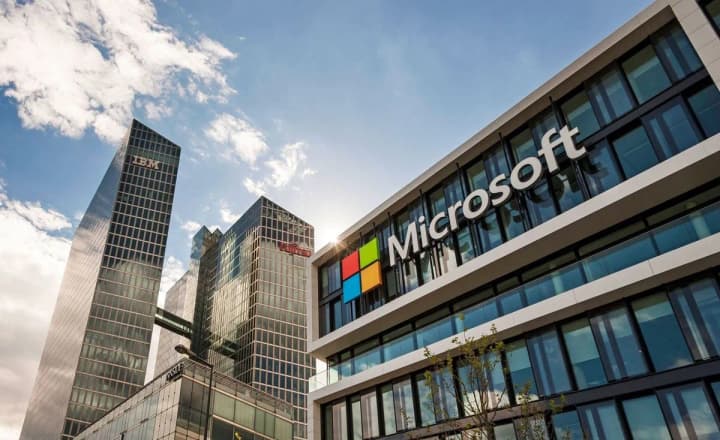 Microsoft має намір звільнити шість тисяч співробітників попри серію прибуткових кварталів