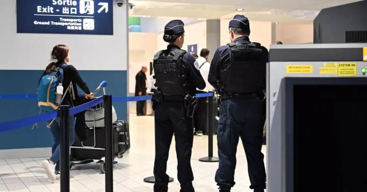 a Russian woman without a ticket and passport illegally flew from New York to Paris