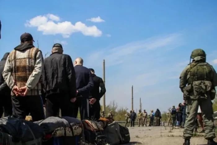 Zelenskyy: At least 6 mayors and heads of communities in Russian captivity