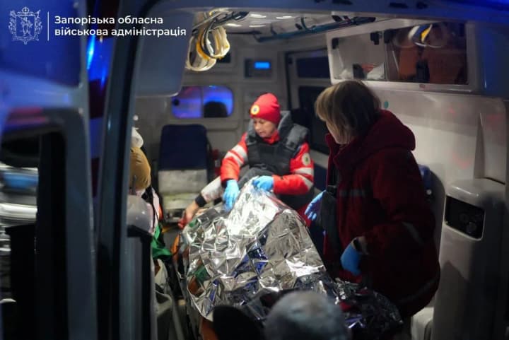 Уже 20 человек пострадали от атаки рф на Запорожье: среди них 4-месячный ребенок