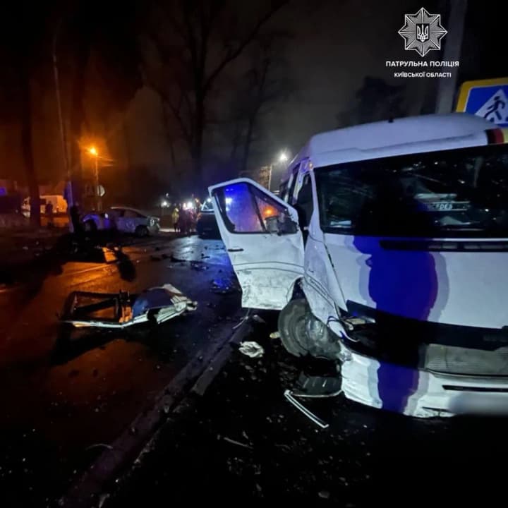 Road accident in Bucha: a collision on the Kiev-Kovel Highway paralyzed traffic