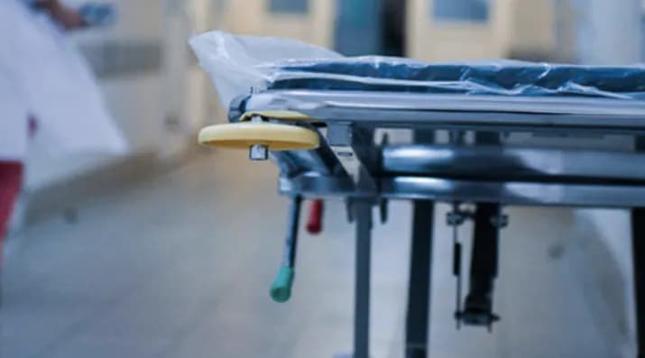 В больнице скончался пострадавший от удара рф по Днепровскому району 30 декабря