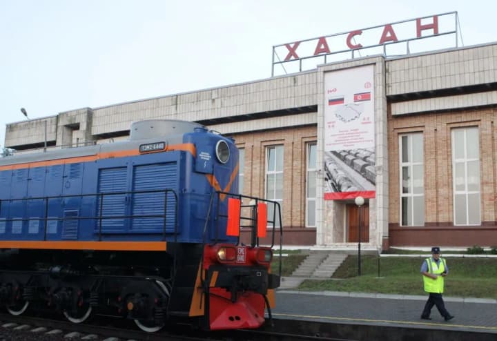 росія відновлює залізничне сполучення з Китаєм та КНДР після трирічної перерви