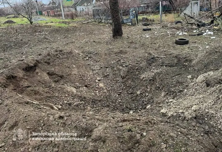 Запорожье: враг атаковал Степногорск, пострадали двое спасателей