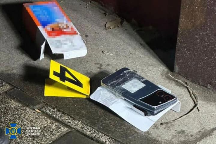 Двох підлітків затримали за підрив вибухівки біля поліції у Харкові - СБУ