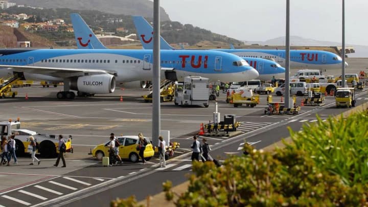 Severe storm paralyzes transportation in Madeira