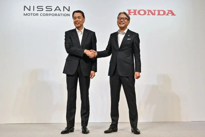 Honda and Nissan announce reunification into a joint holding company