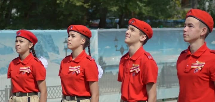 40 детей из Бердянска принудительно привлекли к российской "Юнармии" - омбудсмен