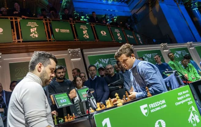 For the first time in the history of chess: two players became world blitz champions at the same time