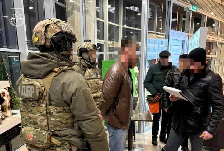 Відмивало російські гроші: затримано номінального власника онлайн-казино "PIN-UP"