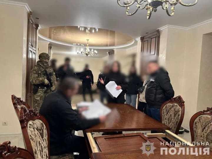 45 підозр оголошено за схеми переправки за кордон під час спецоперації - Нацполіція