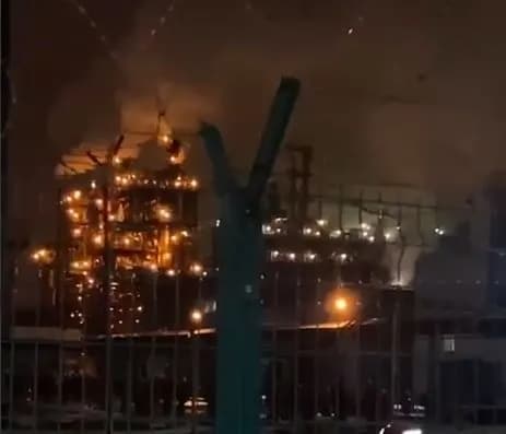 Drones play a key role in supplying fuel to the Russian army: drones attacked a refinery in Nizhnekamsk