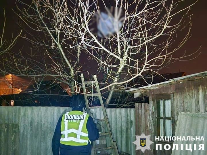 На Київщині через нічну атаку рф дронами пошкоджено будинки з гуртожитком і лікарню