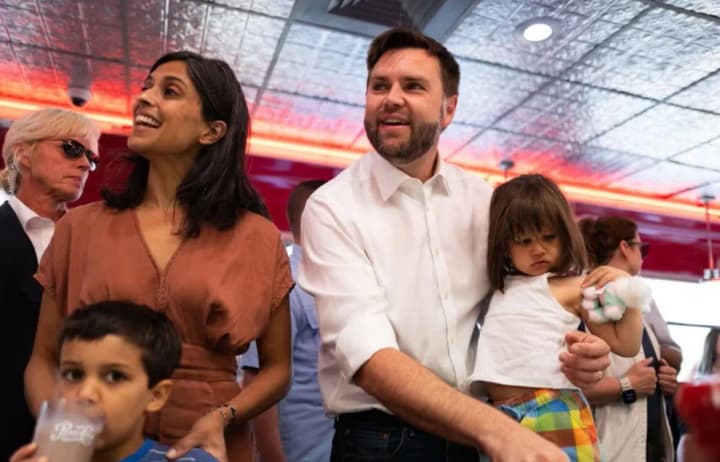 Harris did not invite Vance for a polite visit to the vice president's residence before the inauguration