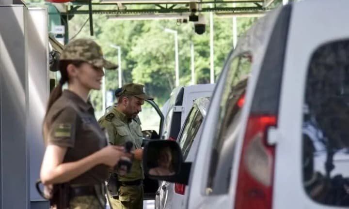 В Україні за 2024 рік зафіксовано понад 59 тисяч відмов у виїзді за кордон