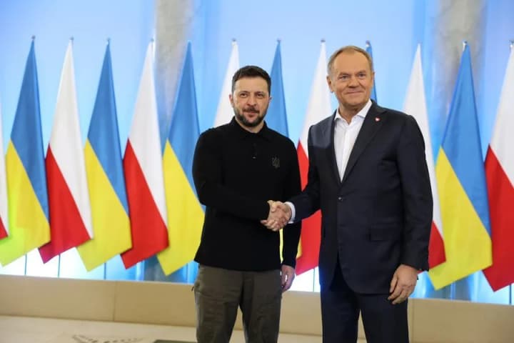 Зеленський розпочинає зустрічі у Польщі з переговорів з Туском