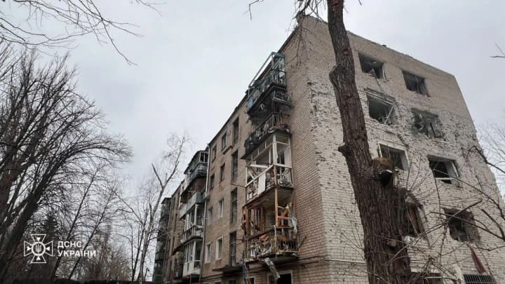 Russian missile strike on Kryvyi Rih leaves 4 dead, 6 wounded: extent of the destruction shown