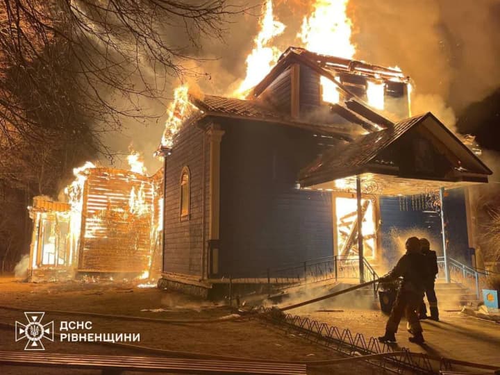 Wooden church built in 1877 burns down in Rivne region