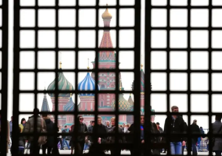 У Латвії ініціюють заборону громадянам росії й білорусі працювати на об’єктах критичної інфраструктури