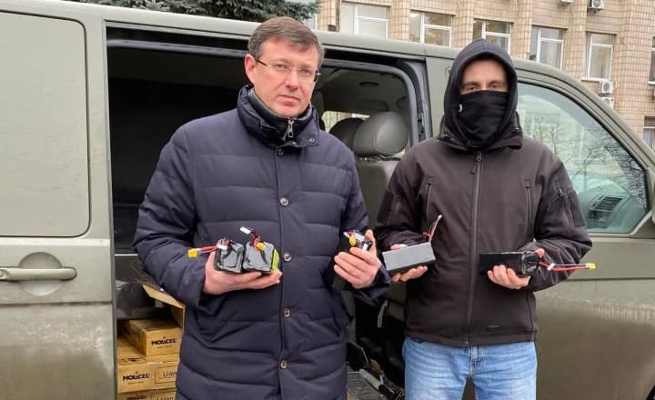 Броварська громада передала ЗСУ 200 акумуляторів для FPV-дронів – мер