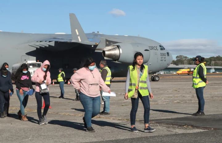 Колумбия не приняла депортационные рейсы из США, Трамп ввел жесткие ответные меры