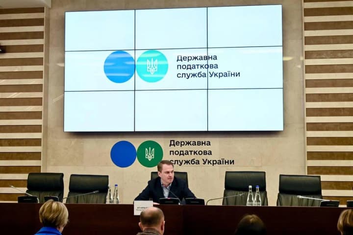 Бизнес не успевает адаптироваться: глава ГНС Кравченко обратился к народным депутатам из-за постоянных изменений законодательства