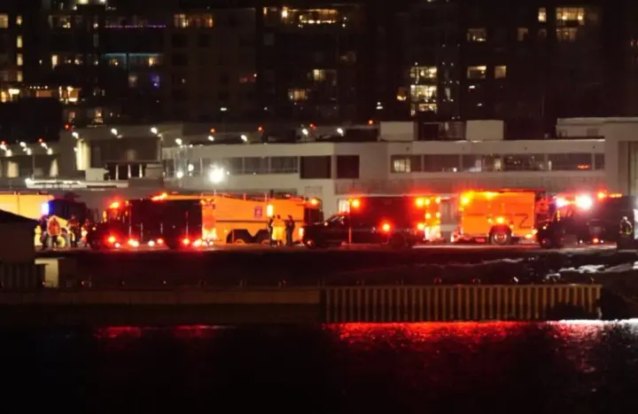 Авіакатастрофа у Вашингтоні: на аудіо зафіксовані останні секунди розмови диспетчерів