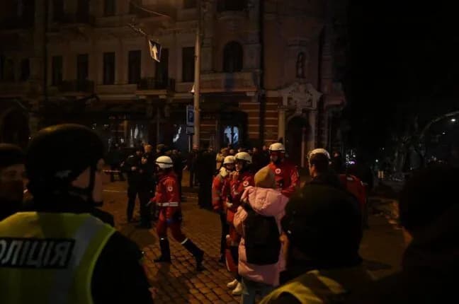 There are already three injured in Odesa: the consequences of a rocket attack on the city center
