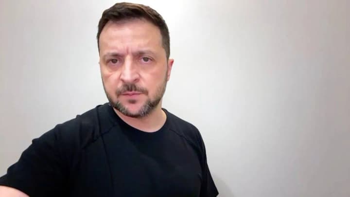 Violation of sanctions should be treated as complicity in the war: Zelensky on supplying Russia with components for missiles and drones